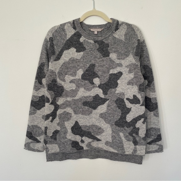 Athleta Undercover Camo Sweater Alpaca Merino Wool Crew Neck Tunic Knit Sz XS - Picture 2 of 11